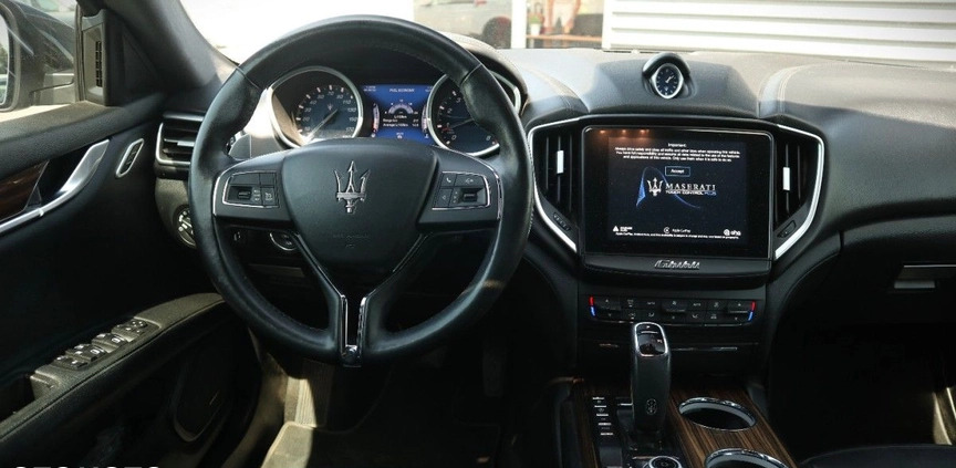 Maserati Ghibli cena 189900 przebieg: 79000, rok produkcji 2019 z Słupca małe 497